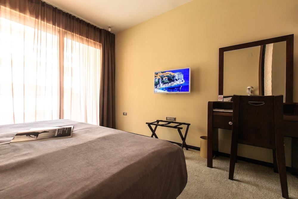 Hotel Premier Budua Esterno foto