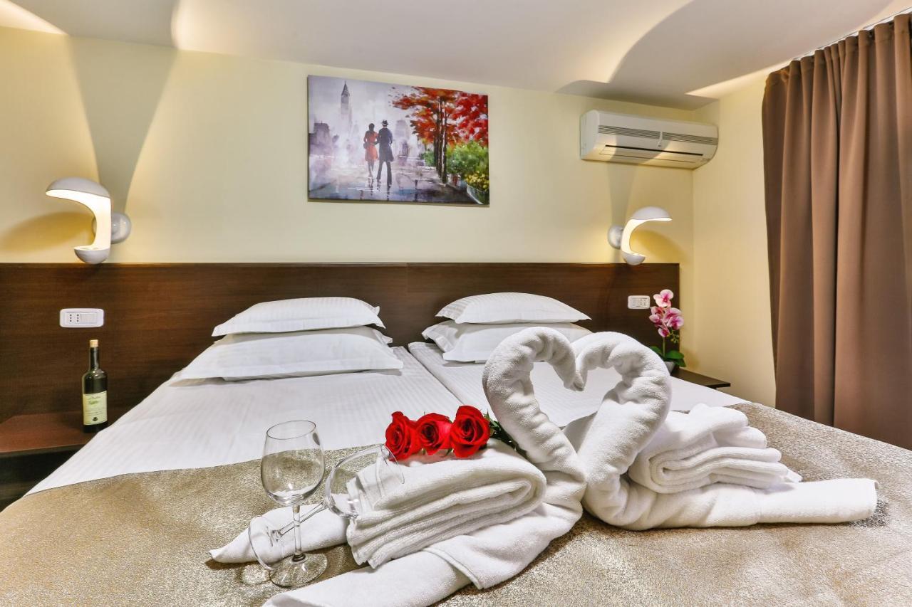 Hotel Premier Budua Esterno foto