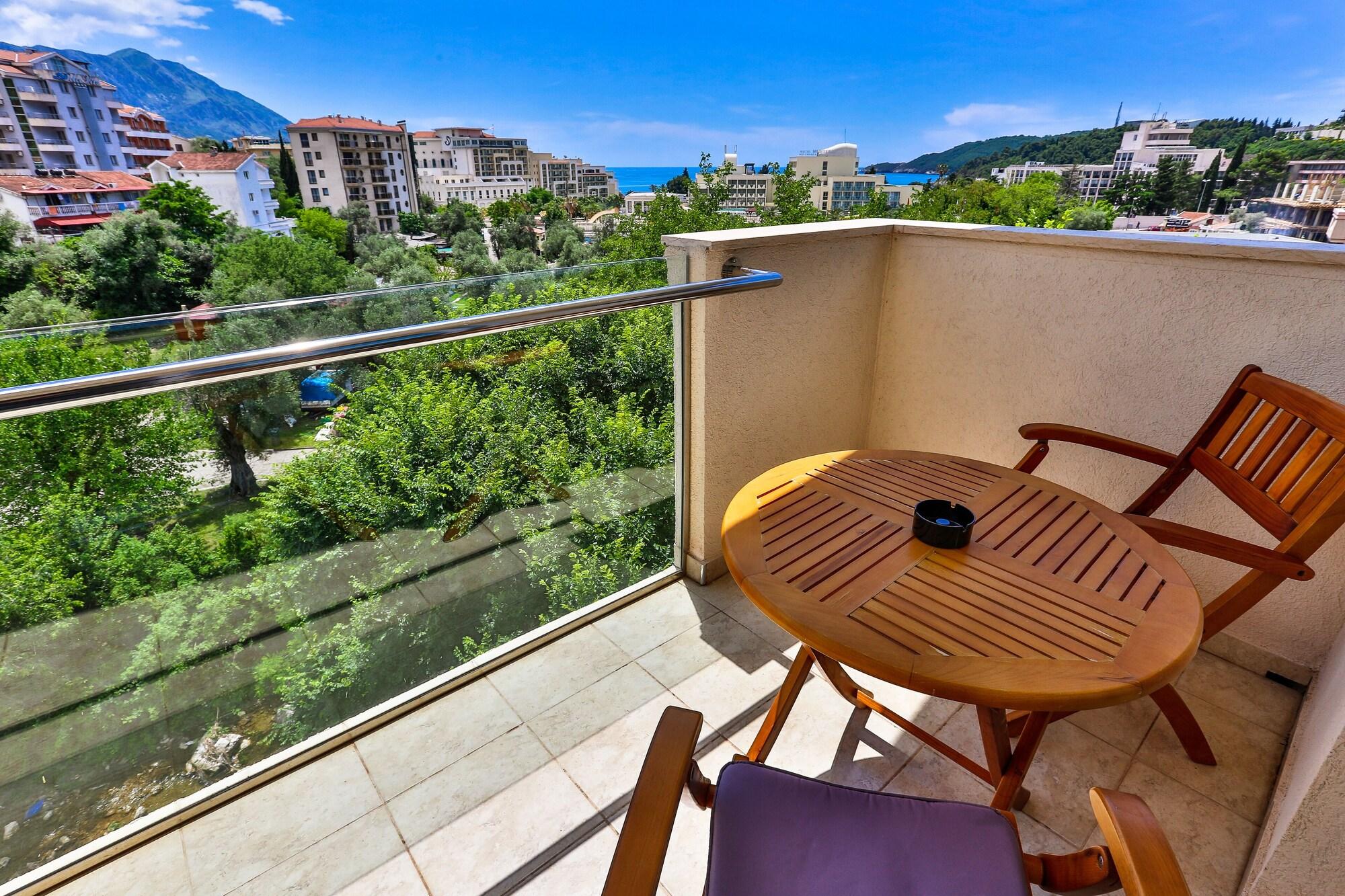 Hotel Premier Budua Esterno foto