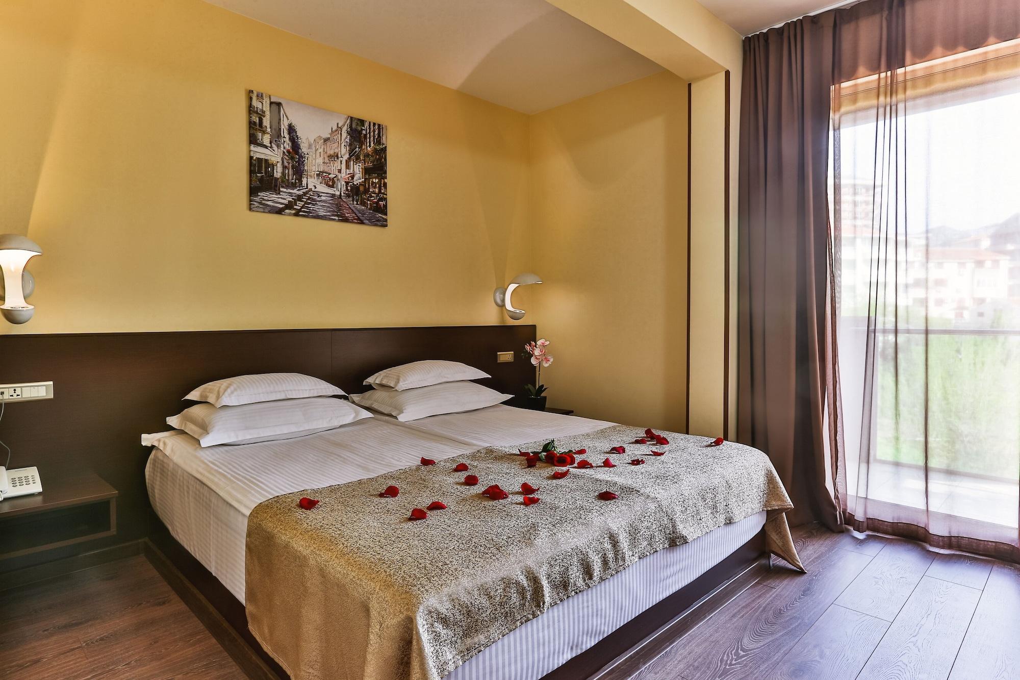 Hotel Premier Budua Esterno foto